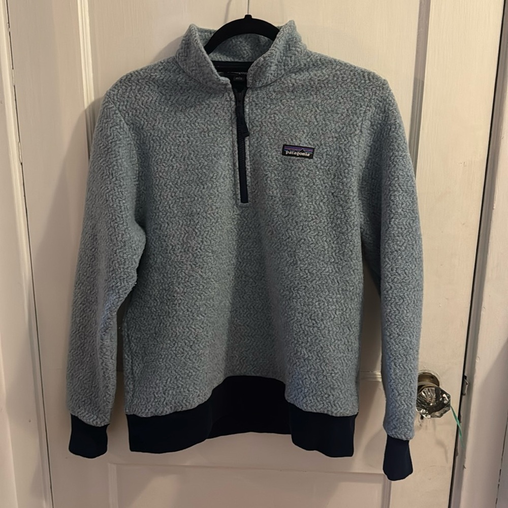Patagonia sweatshirt